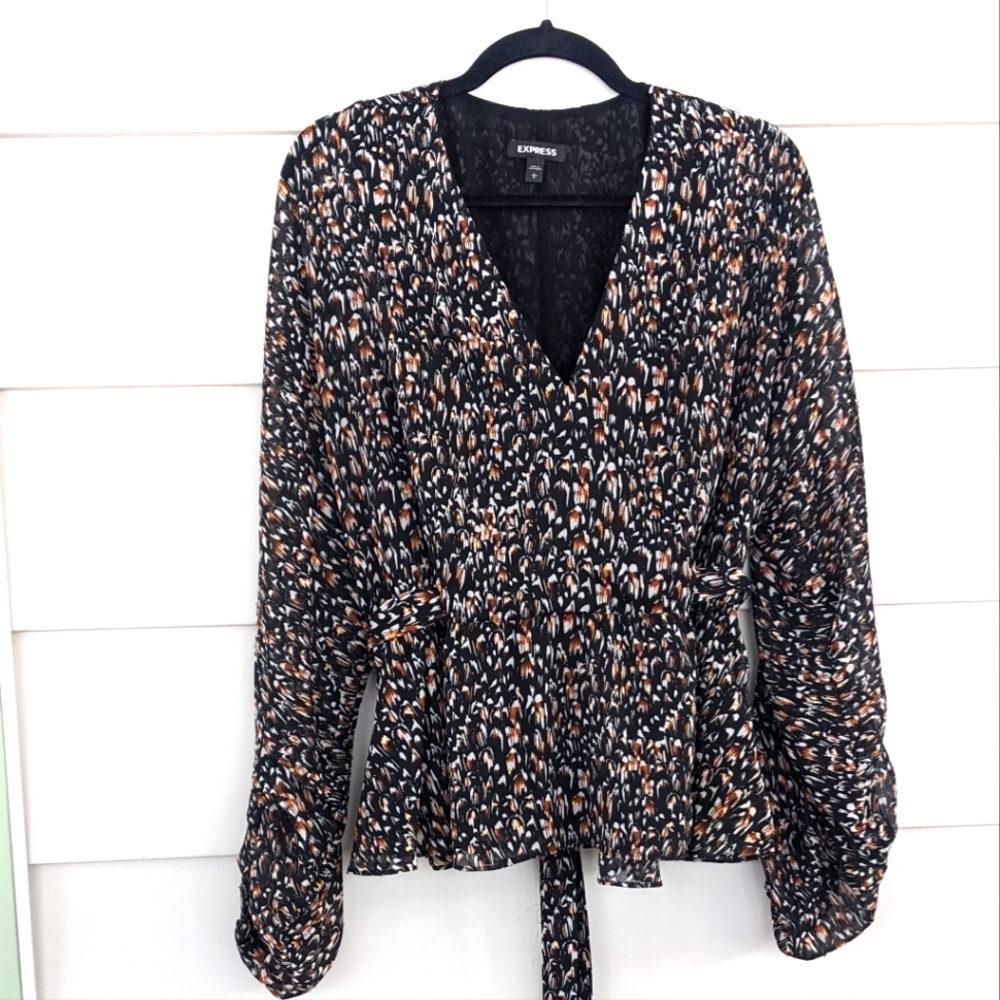 Express Women's Black Patterned Blouse Top, Large